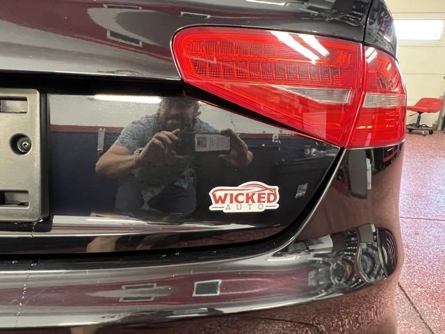 Audi A4 2.0T Sedan quattro Tiptronic 2014