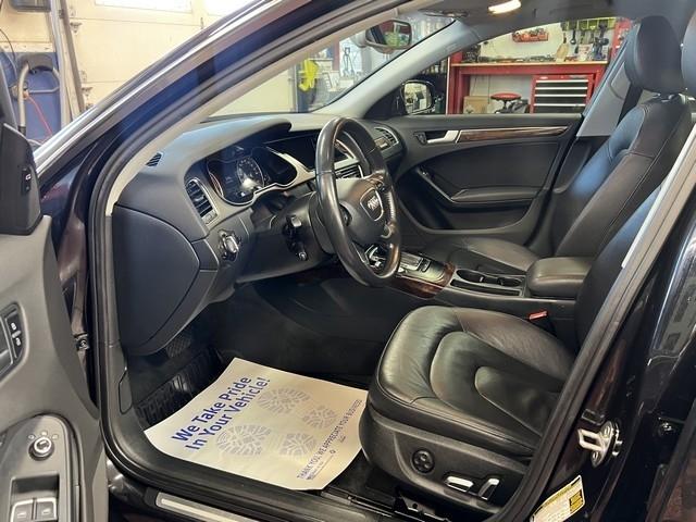 Audi A4 2.0T Sedan quattro Tiptronic 2014