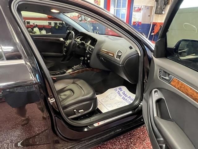 Audi A4 2.0T Sedan quattro Tiptronic 2014