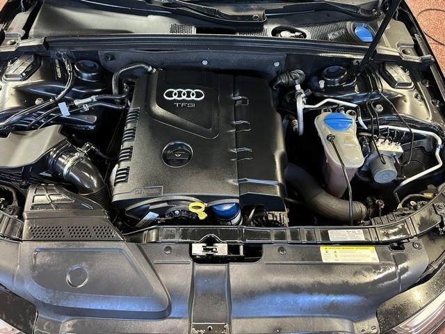 Audi A4 2.0T Sedan quattro Tiptronic 2014
