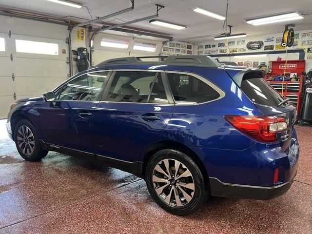 Subaru Outback 3.6R Limited 2015