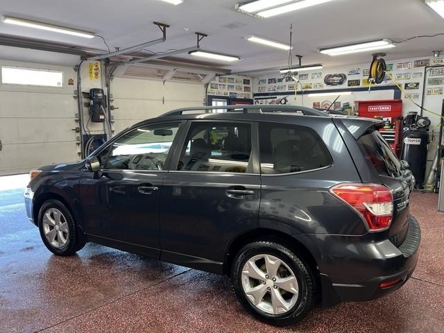 Subaru Forester 2.5i Touring 2014