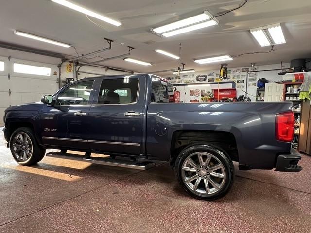 Chevrolet Silverado 1500 4WD Crew Cab 153.0" LTZ w/2LZ 2018