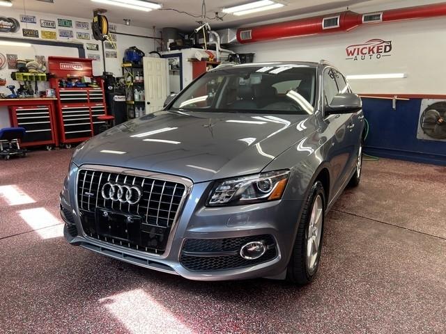 2012 Audi Q5 3.2 quattro Premium