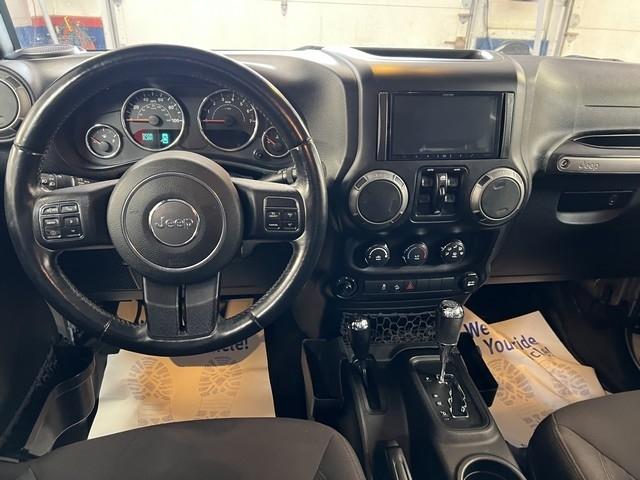 Jeep Wrangler Unlimited Sport 4WD 2015