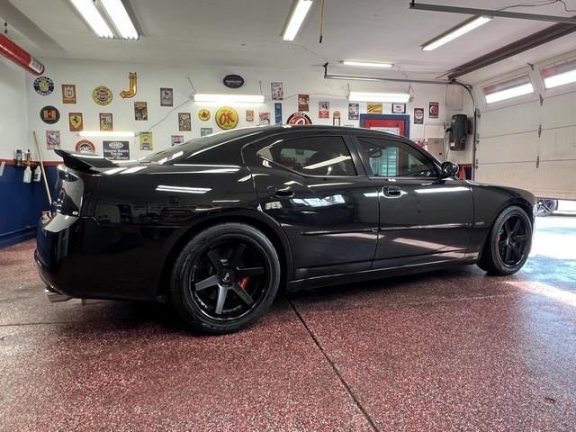 Dodge Charger SRT8 2006