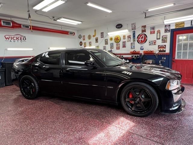 Dodge Charger SRT8 2006