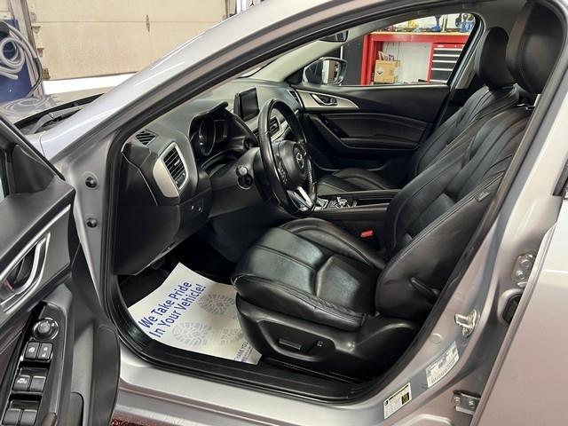 Mazda MAZDA3 s Grand Touring AT 5-Door 2018