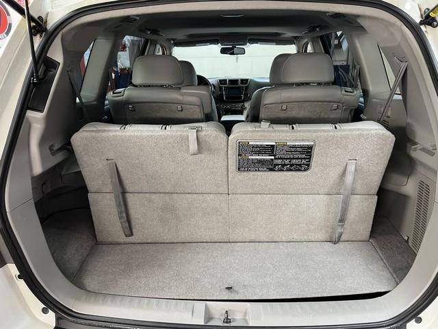 Toyota Highlander Hybrid Limited 4WD 2013