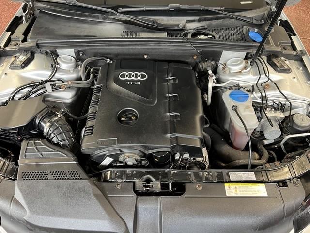 Audi A4 2.0T Sedan quattro Manual 2010