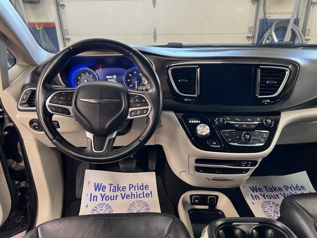 Chrysler Pacifica Touring-L Plus 2017