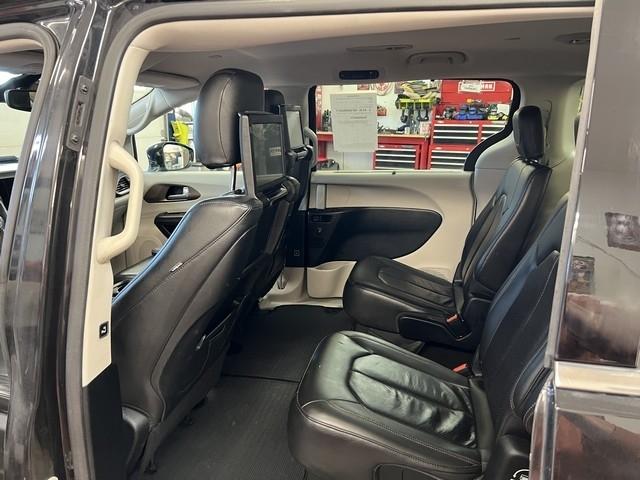 Chrysler Pacifica Touring-L Plus 2017