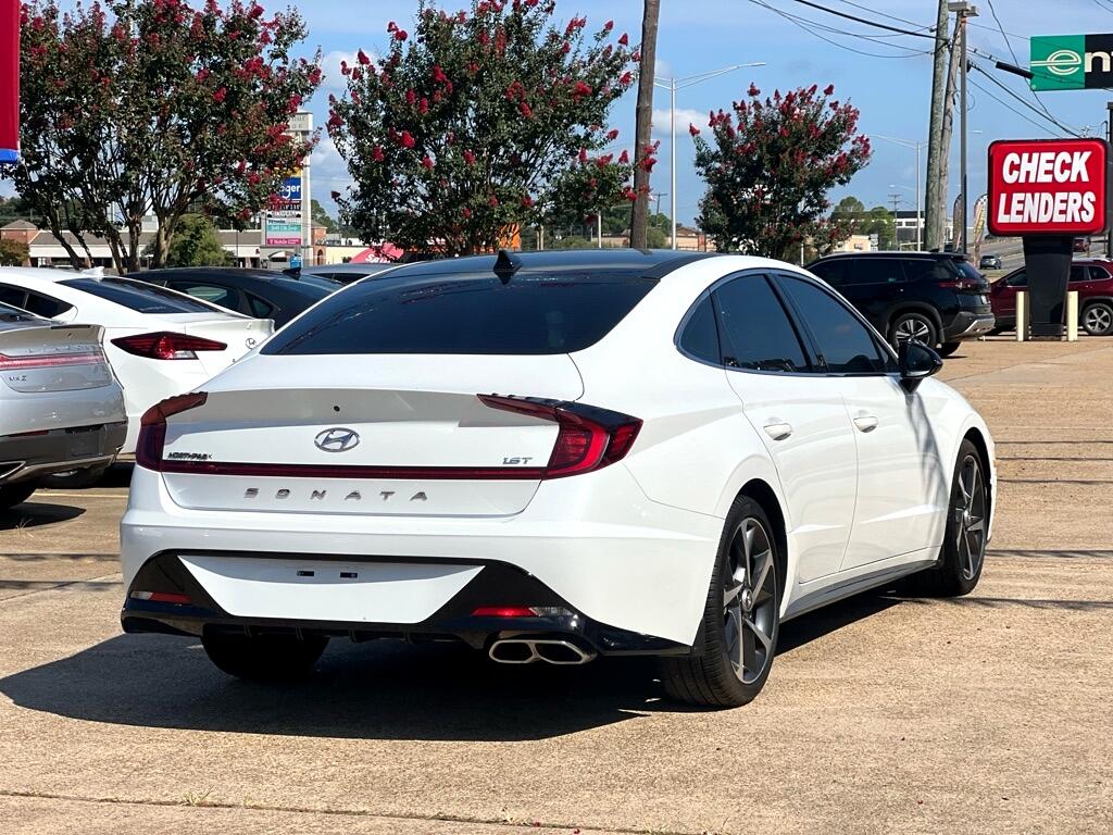 Hyundai Sonata  2021