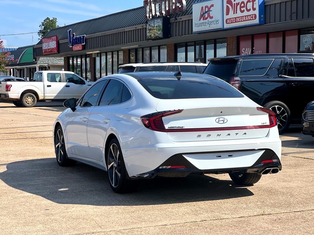 Hyundai Sonata  2021