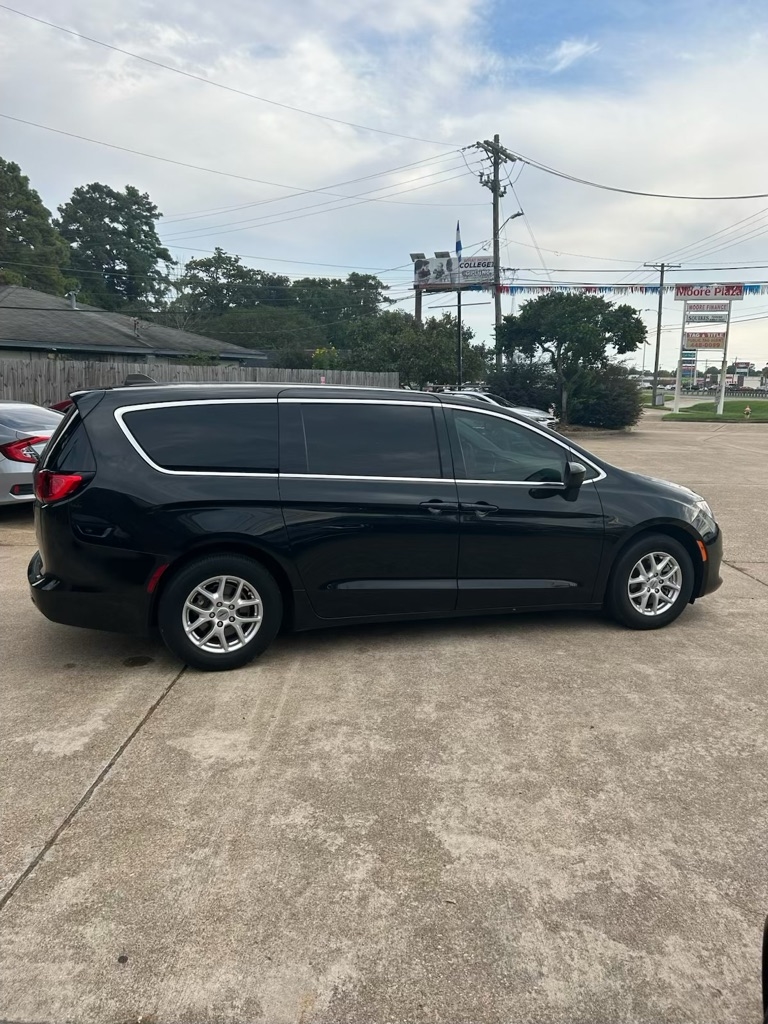 Chrysler Voyager  2022