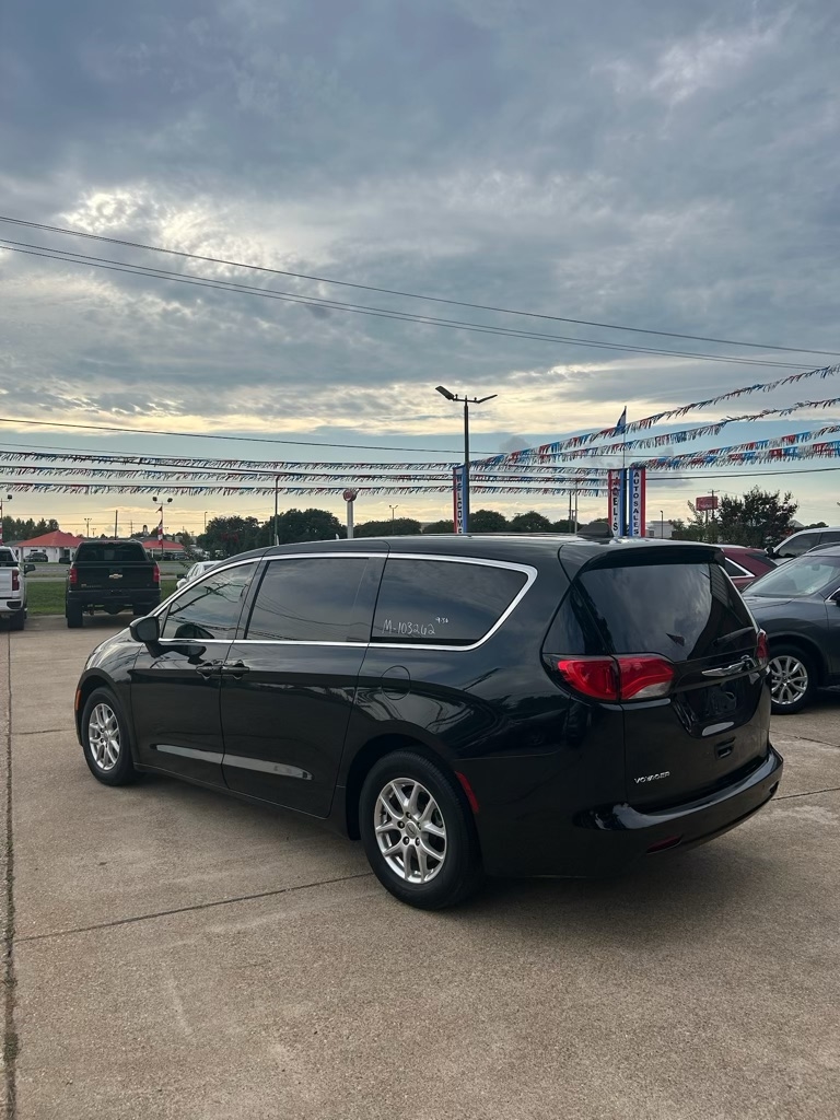 Chrysler Voyager  2022
