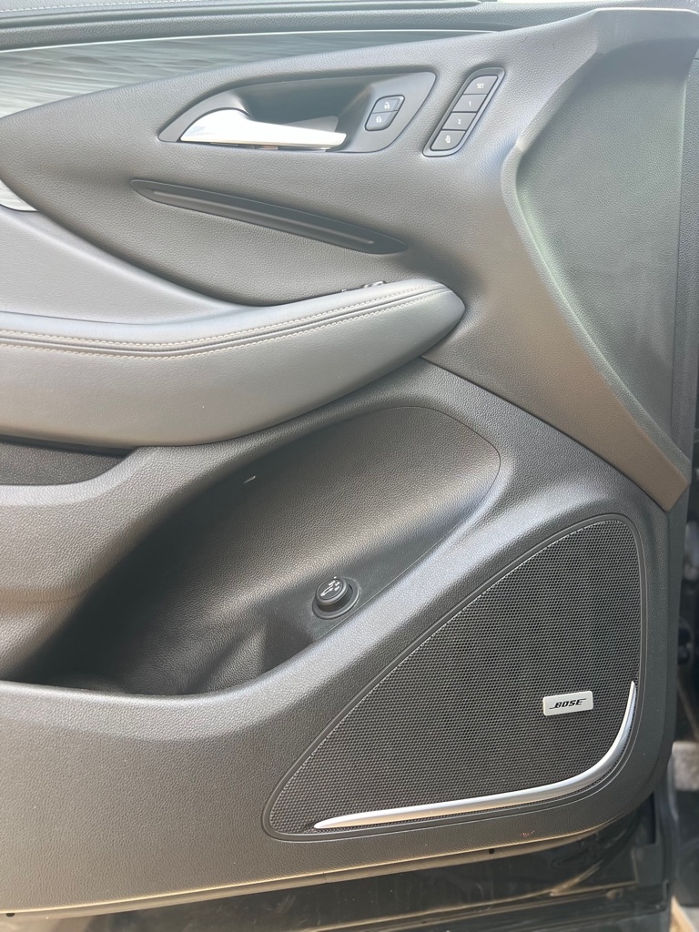 Buick Envision  2020