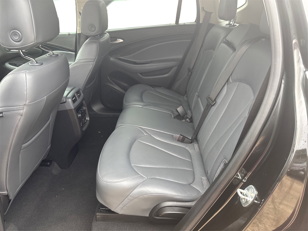 Buick Envision  2020