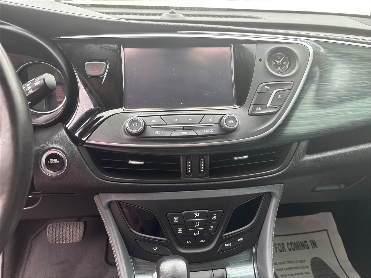 Buick Envision  2020