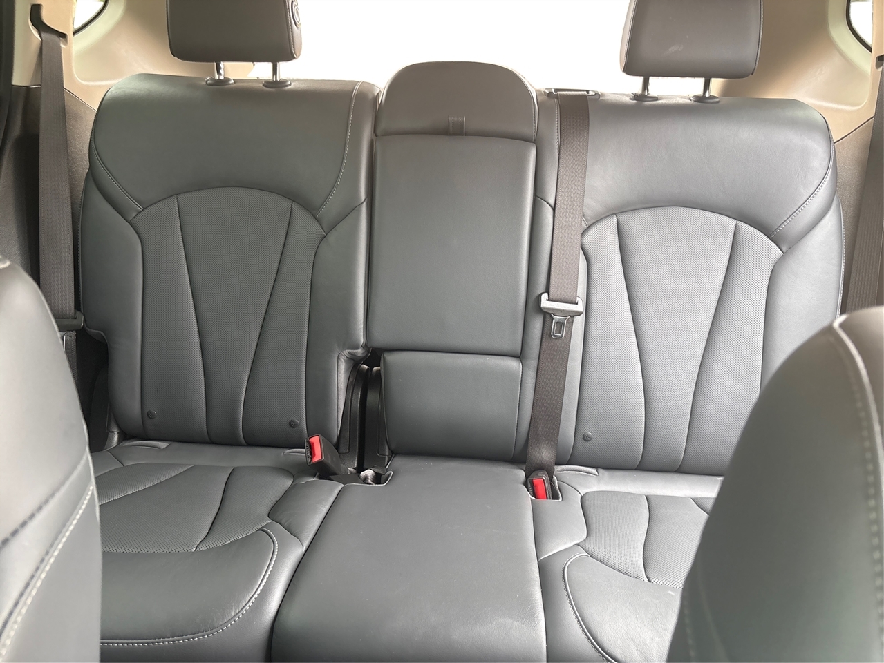 Buick Envision  2020