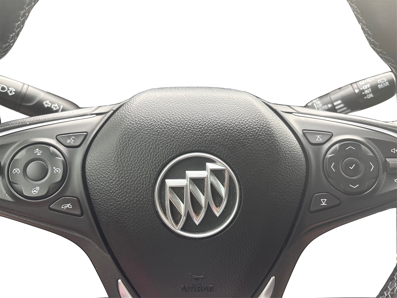 Buick Envision  2020