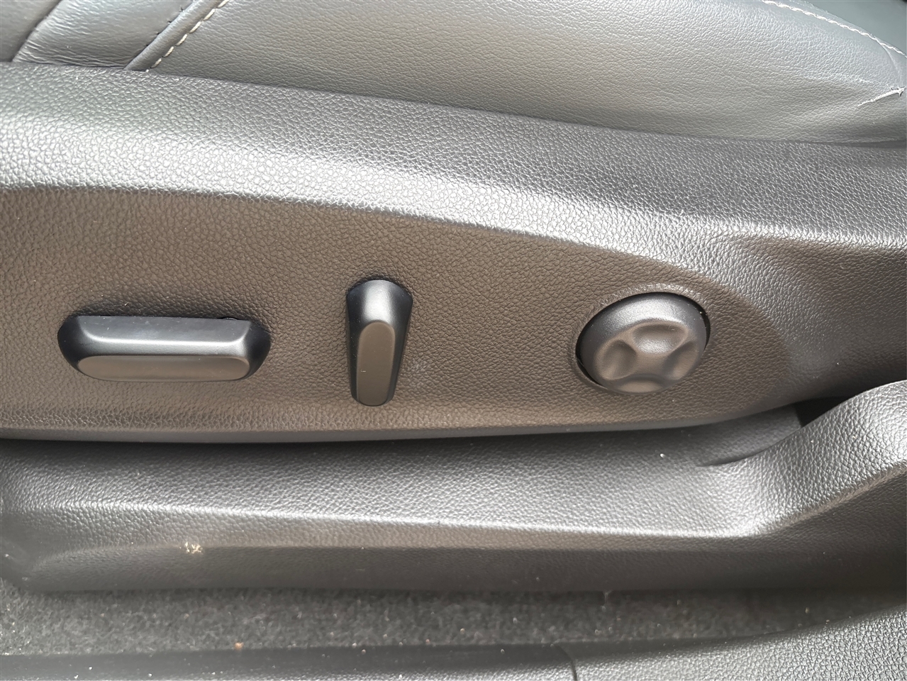 Buick Envision  2020