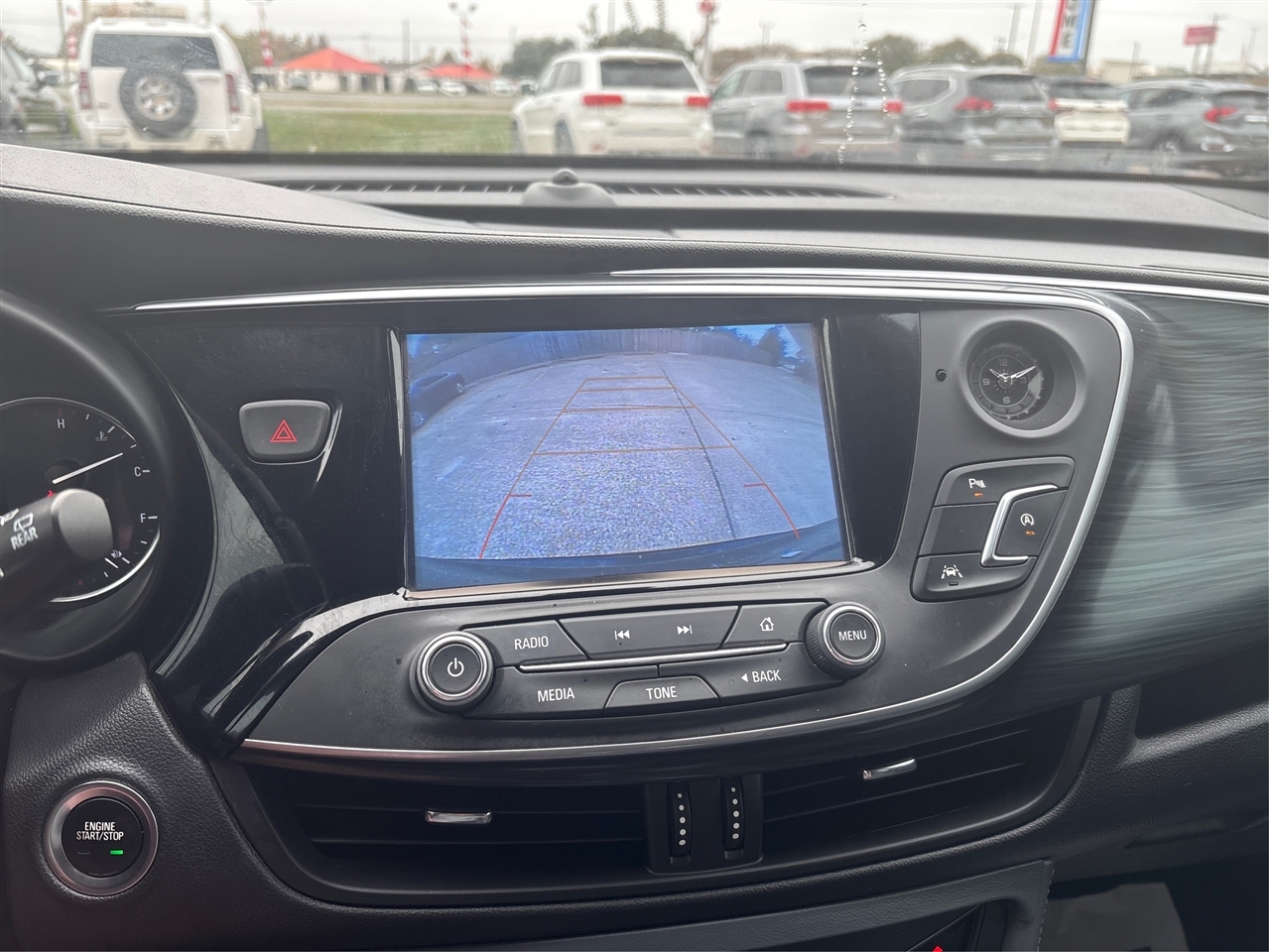 Buick Envision  2020