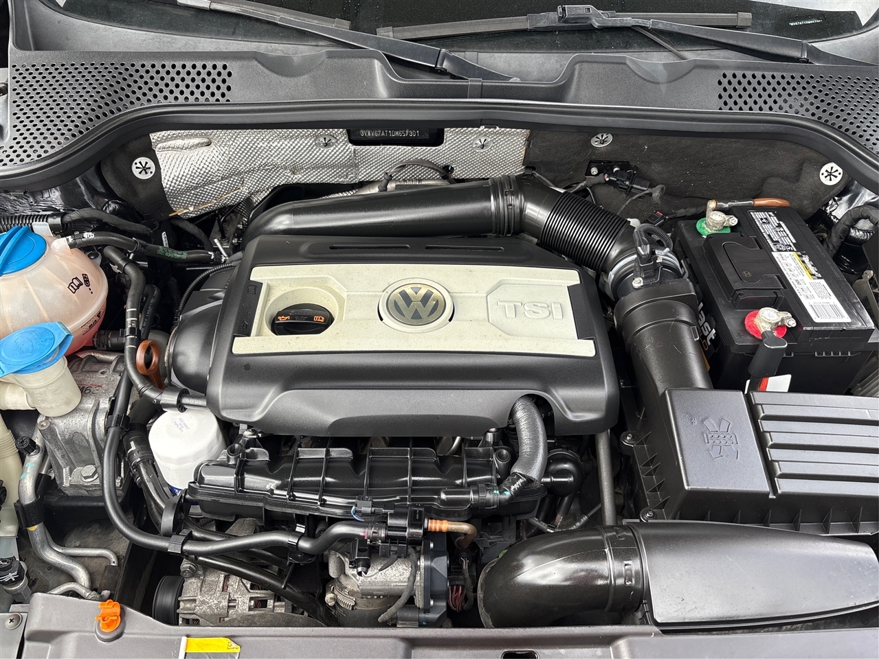 Volkswagen Beetle  2013