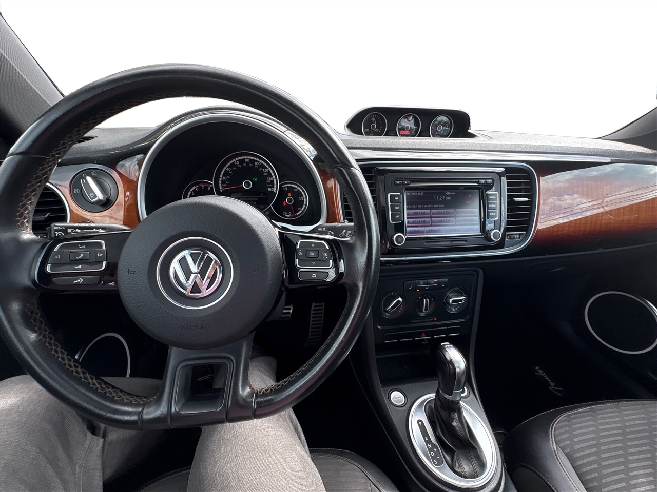 Volkswagen Beetle  2013