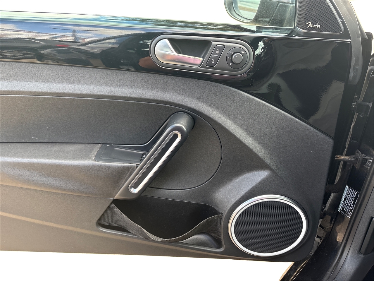 Volkswagen Beetle  2013