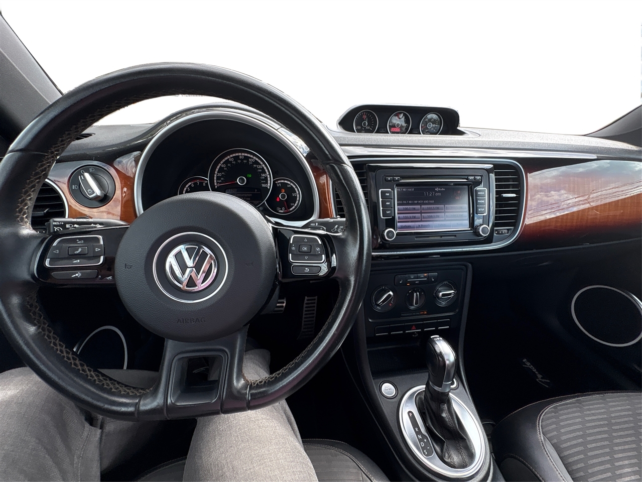 Volkswagen Beetle  2013