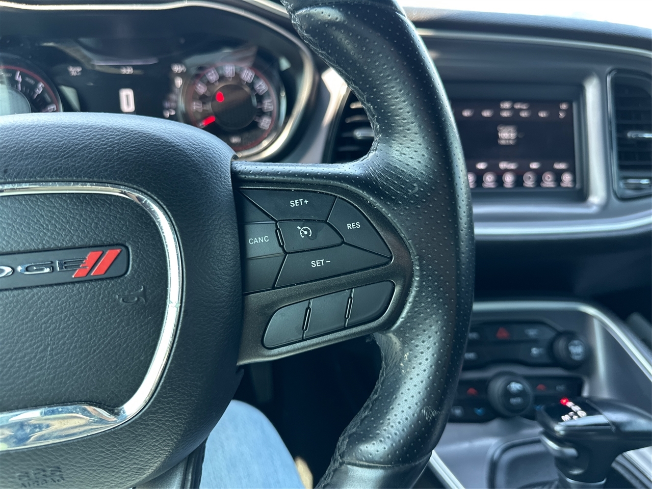 Dodge Challenger SXT 2020