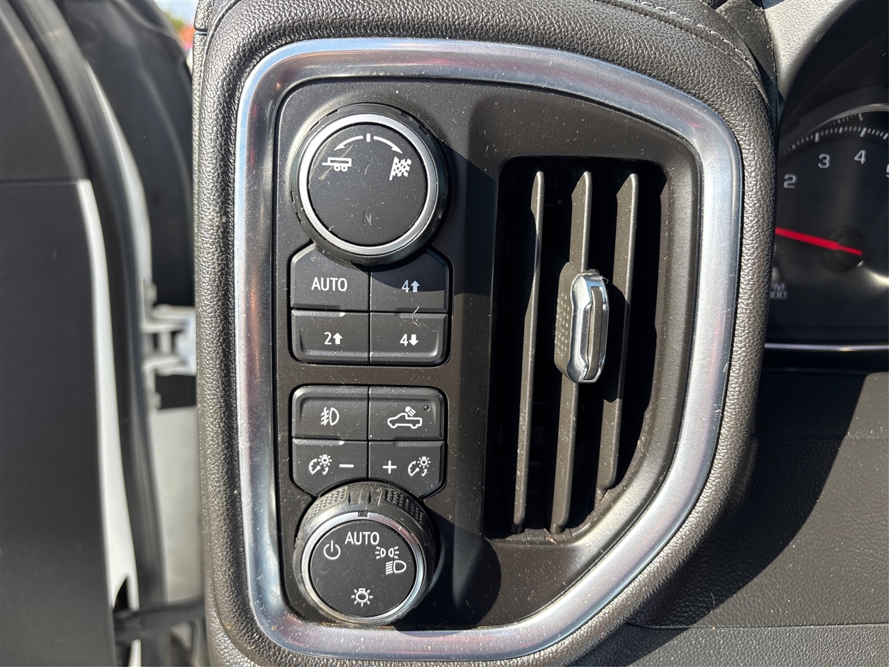 Chevrolet Silverado 1500 LT Trail Boss Crew Cab 4WD 2019