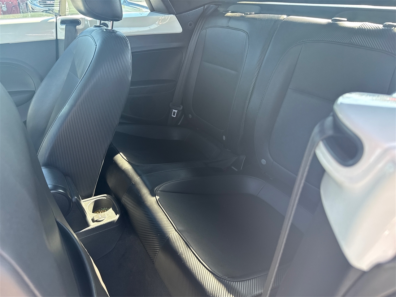 Volkswagen Beetle 2.5L Convertible 2013