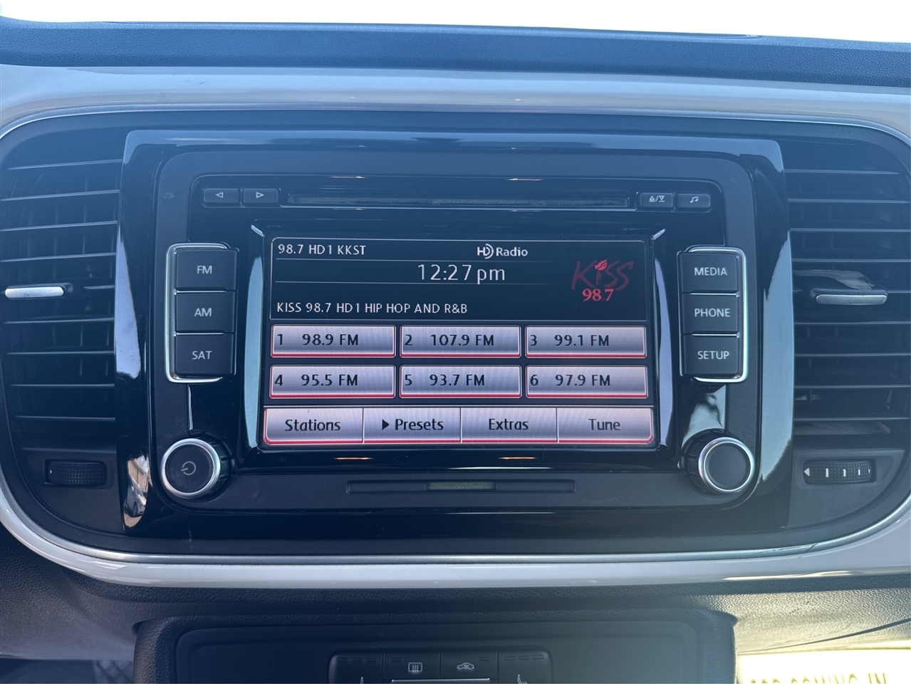 Volkswagen Beetle 2.5L Convertible 2013