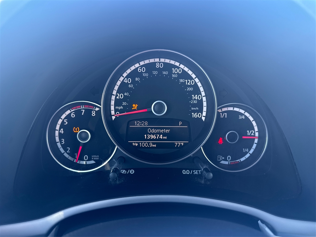 Volkswagen Beetle 2.5L Convertible 2013