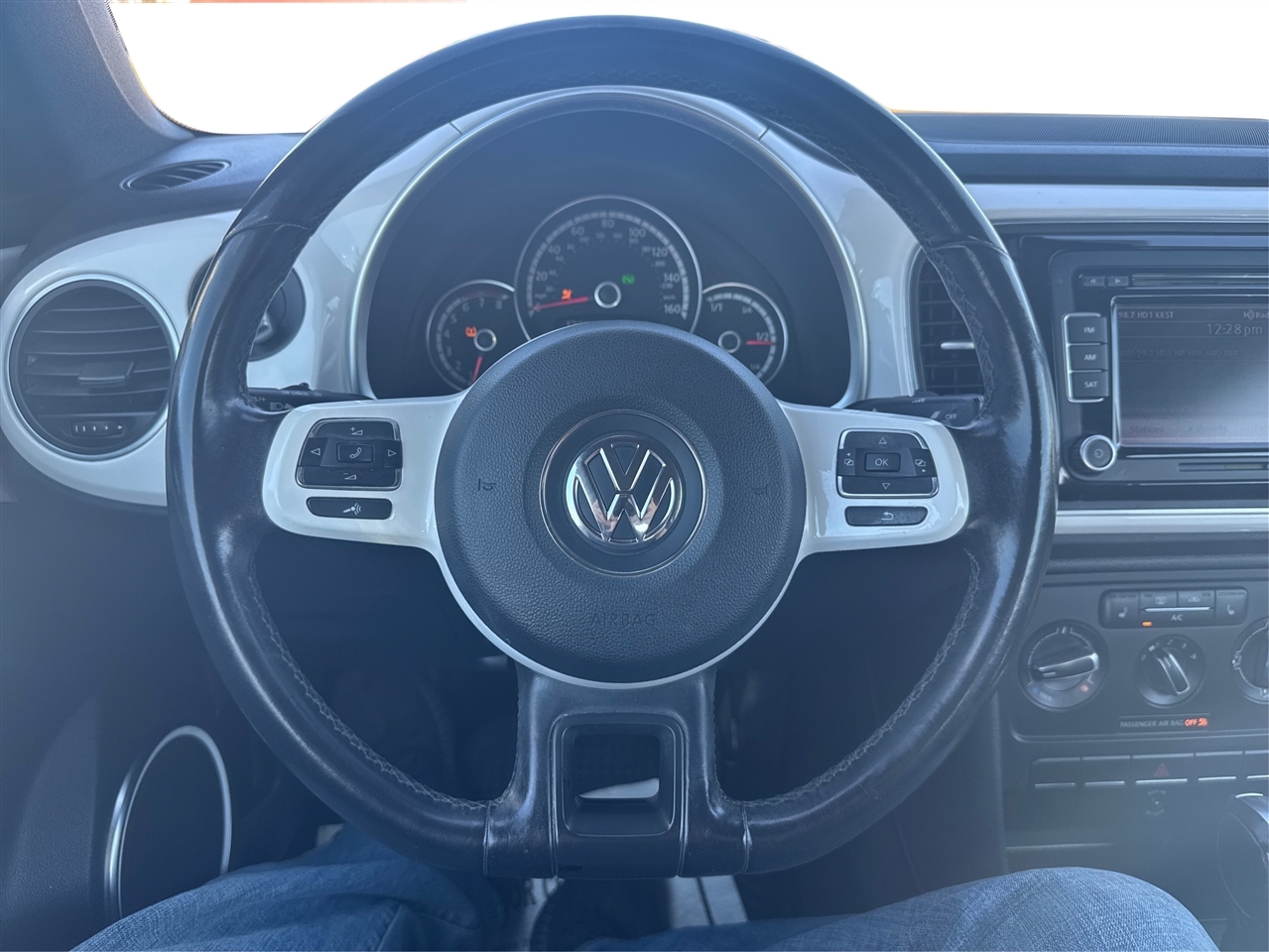 Volkswagen Beetle 2.5L Convertible 2013