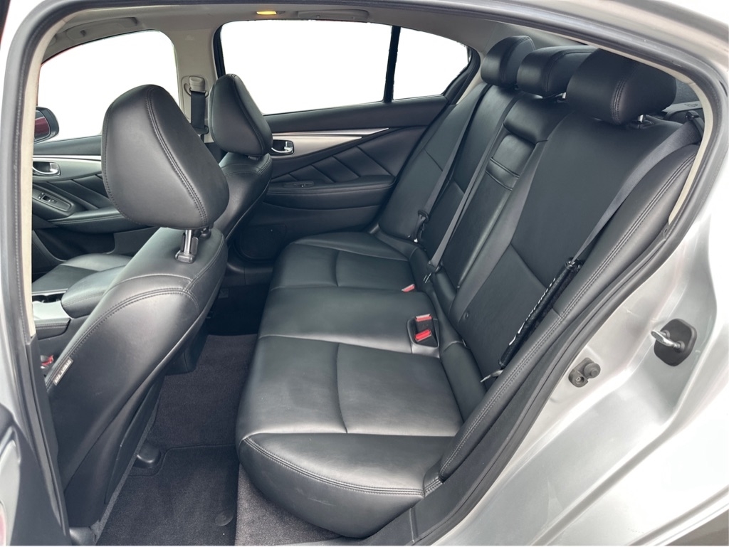 Infiniti Q50 3.0t LUXE 2020