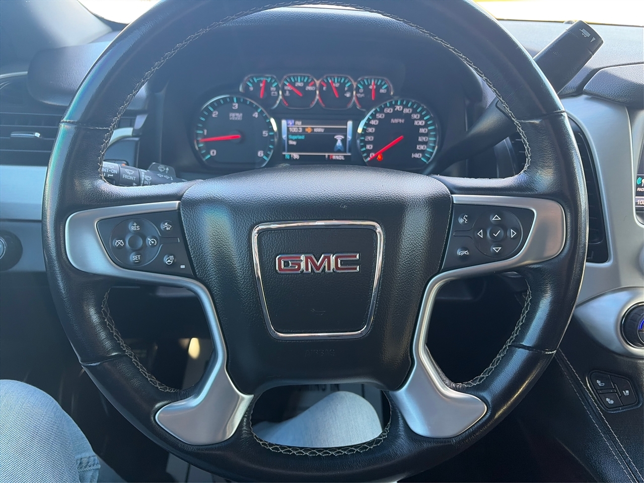 GMC Yukon XL SLT 2WD 2019