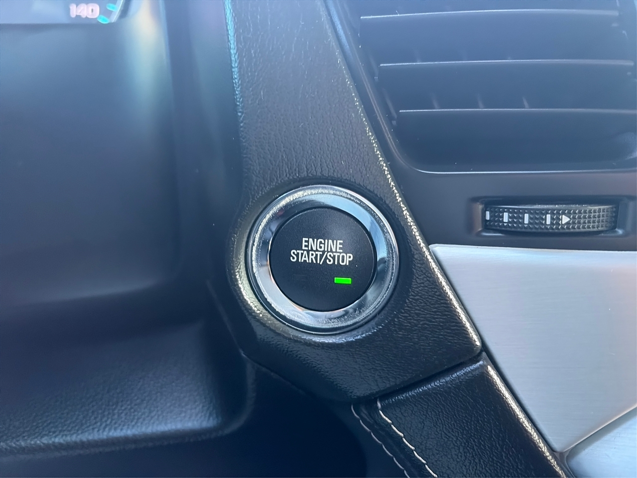 GMC Yukon XL SLT 2WD 2019