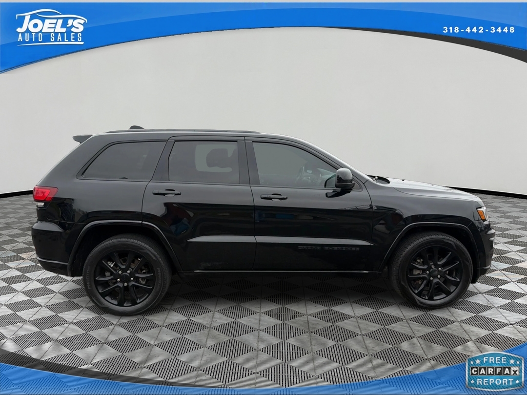 Jeep Grand Cherokee Laredo 2WD 2020