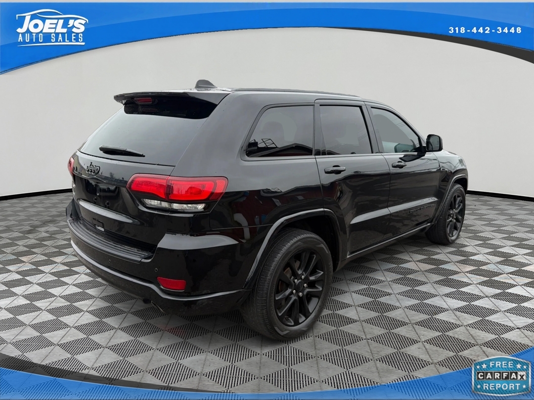 Jeep Grand Cherokee Laredo 2WD 2020