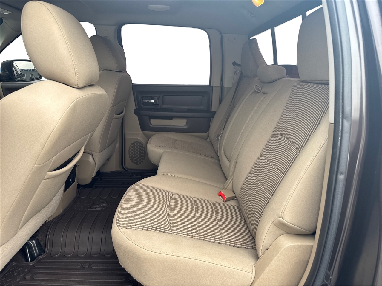 RAM 1500 ST Crew Cab 2WD 2011