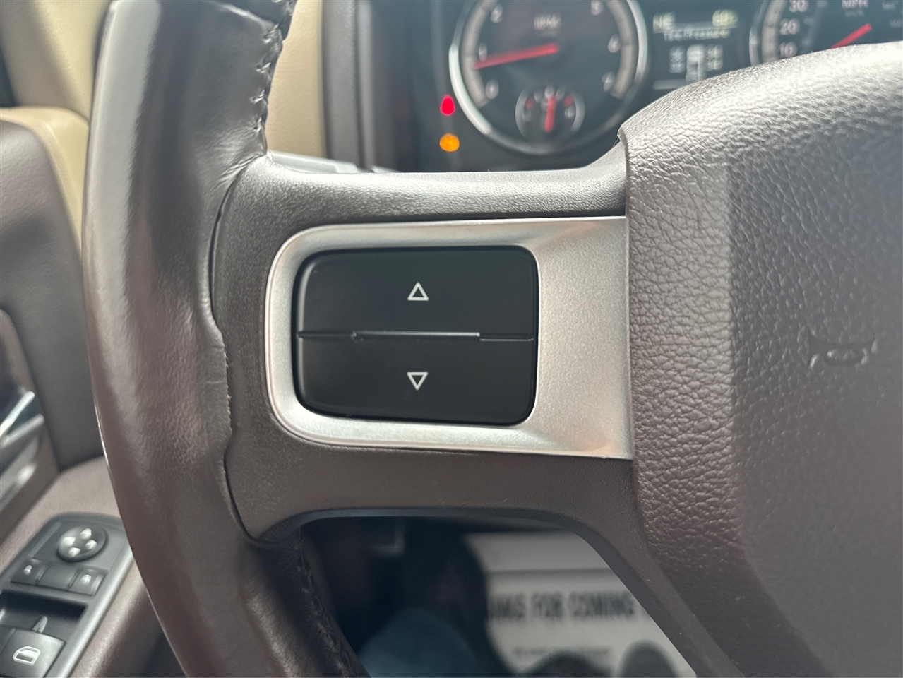 RAM 1500 ST Crew Cab 2WD 2011