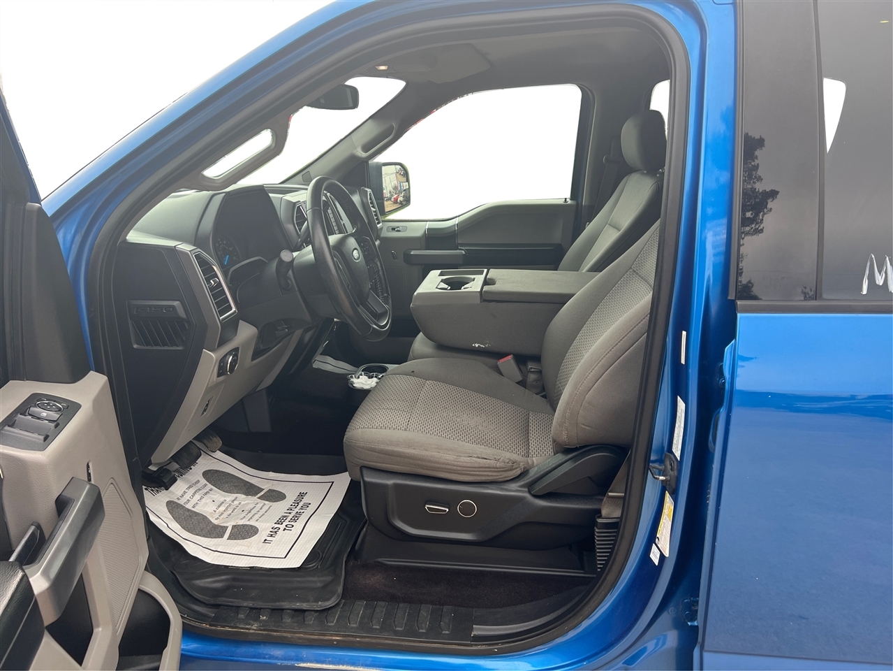 Ford F-150 XL SuperCrew 5.5-ft. Bed 2WD 2016