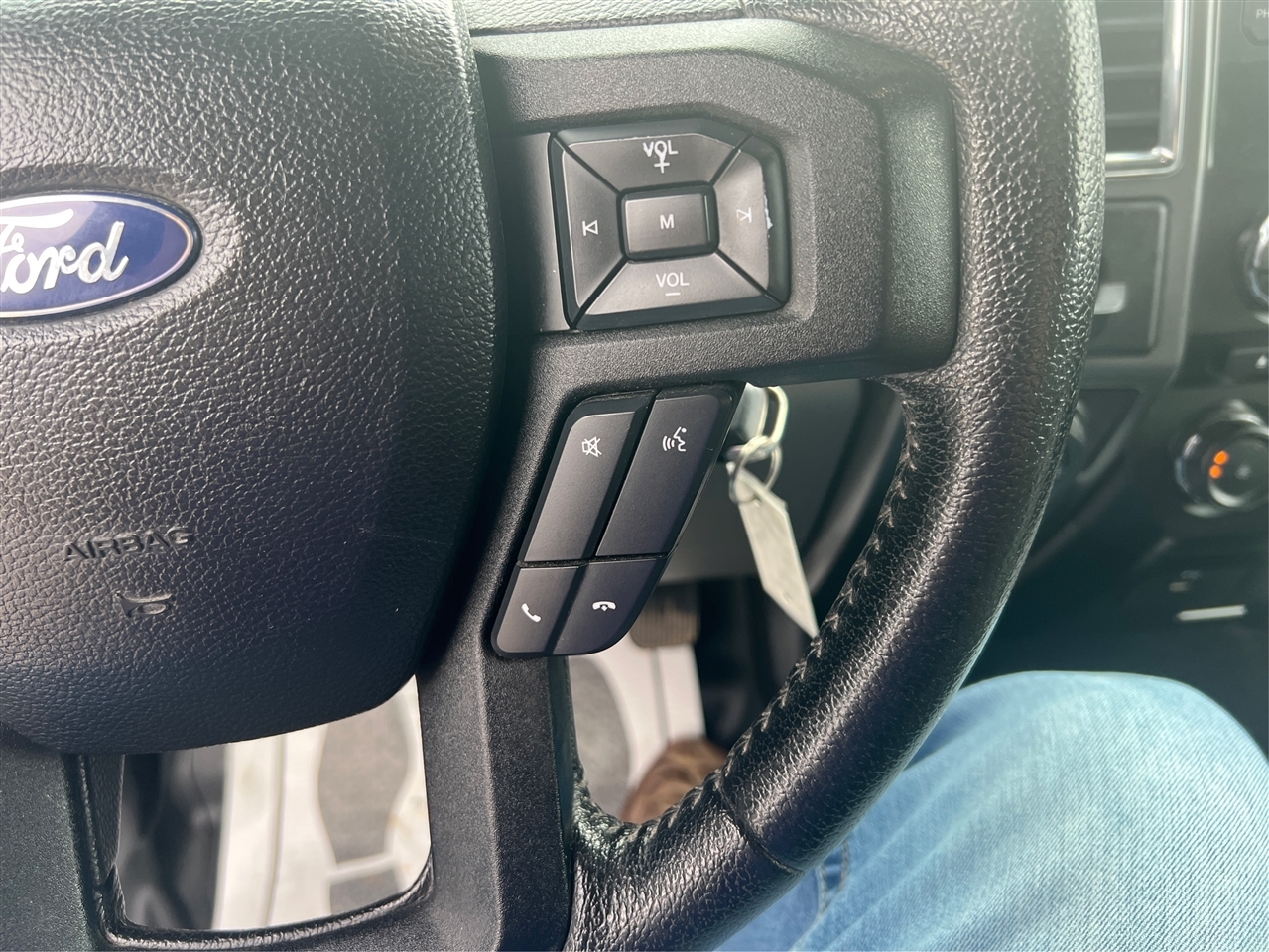 Ford F-150 XL SuperCrew 5.5-ft. Bed 2WD 2016