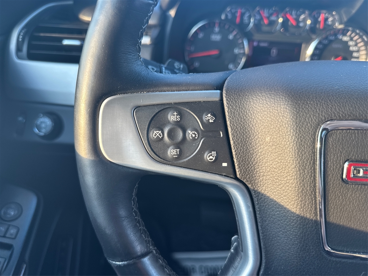 GMC Yukon SLT 2WD 2015