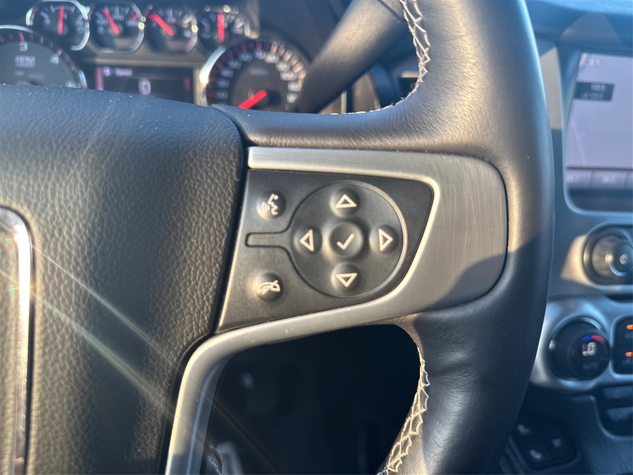 GMC Yukon SLT 2WD 2015