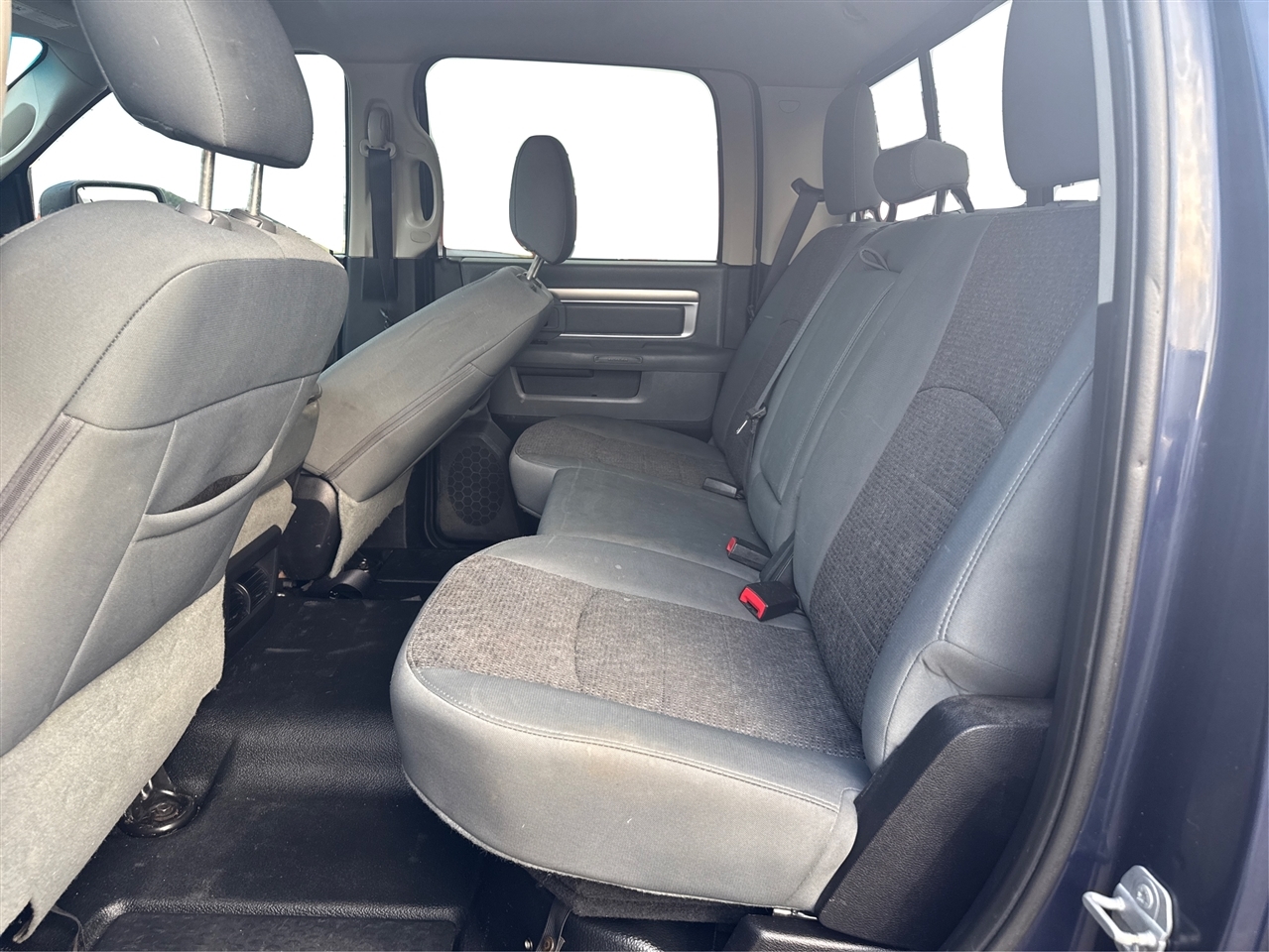 RAM 2500 SLT Crew Cab SWB 4WD 2016