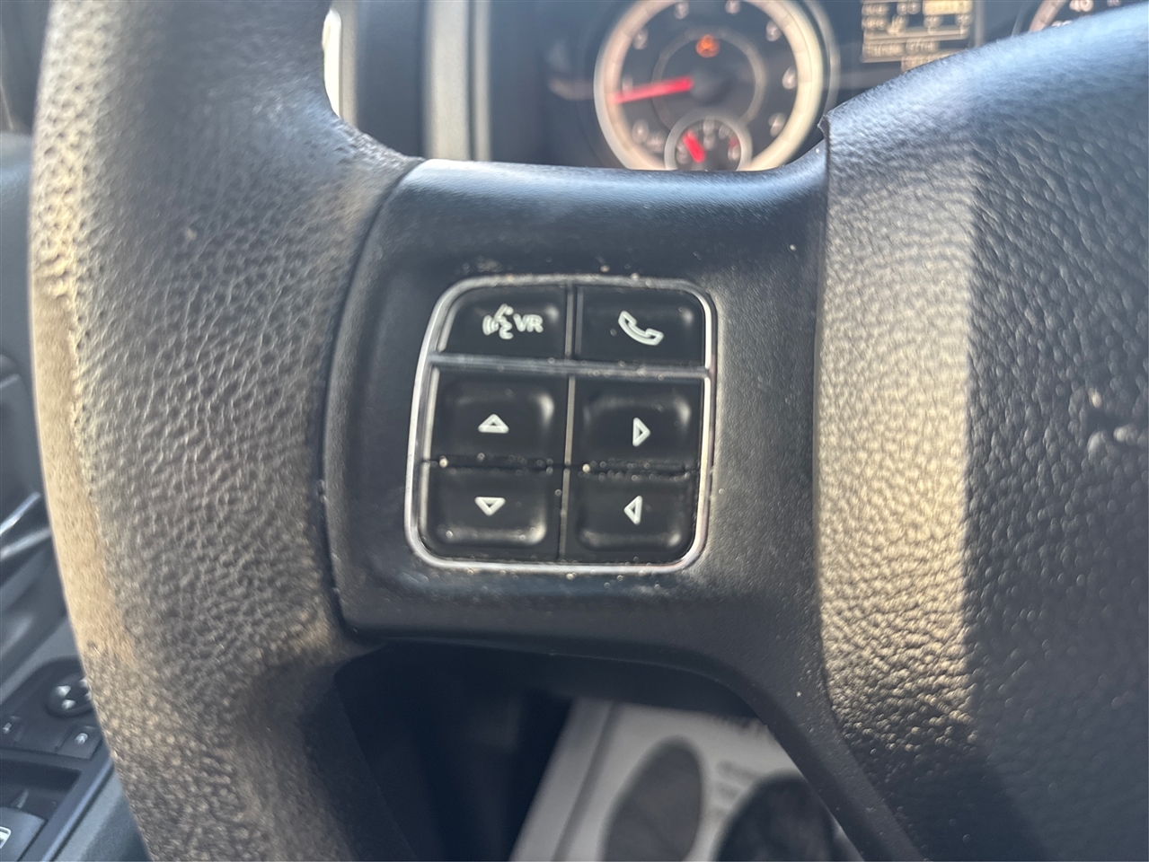 RAM 2500 SLT Crew Cab SWB 4WD 2016